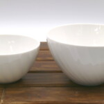 ※1 白磁ネジ15㎝ボール
Size・・・14.8×8.2
※2 白磁ネジ12㎝ボール
Size・・・12.2×6.4